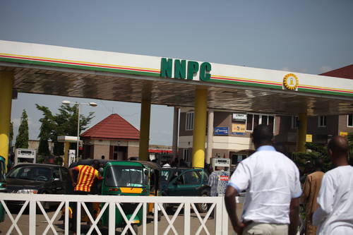 Kano:Armed robbers attack NNPC employees, cart away N16m